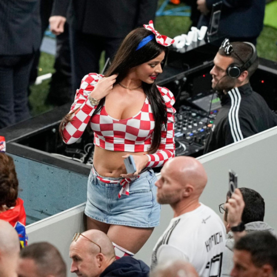 Najvatrenija hrvatska navijačica: "Bila sam previše seksi za modne piste" FOTO