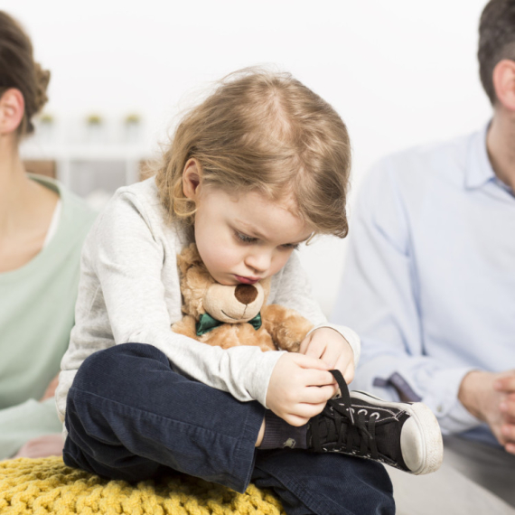 Pet stvari koje ne smete da pričate detetu ako se razvodite