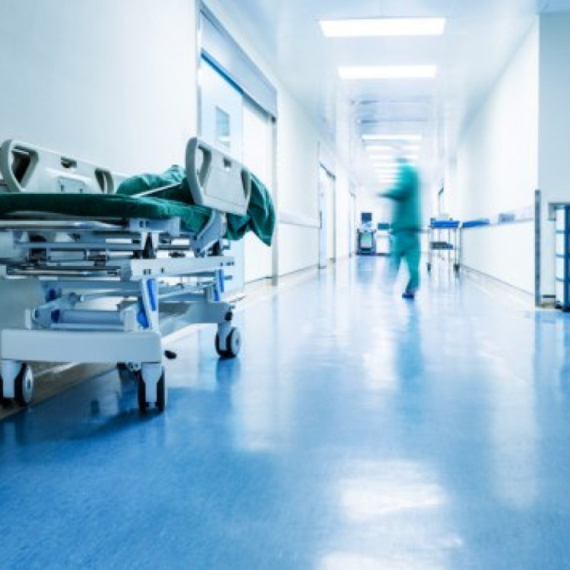 Opšta bolnica Kruševac delimično ukida zabranu posete pacijentima