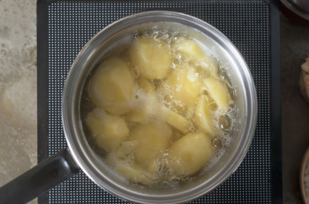 Tri najčešće greške koje mnogi prave kad kuvaju krompir