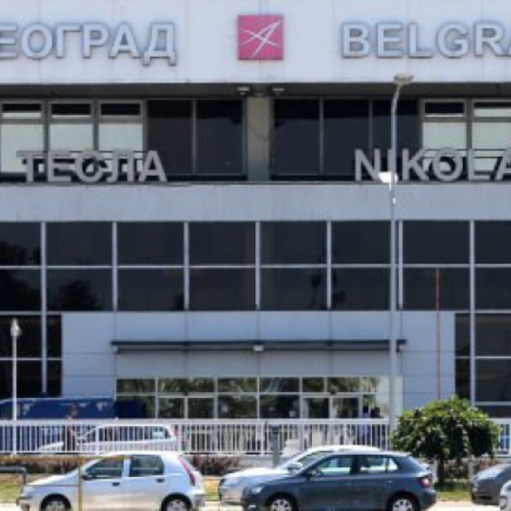 Na beogradskom aerodromu saobraćaj se odvija normalno, uz pojedinačna kašnjenja