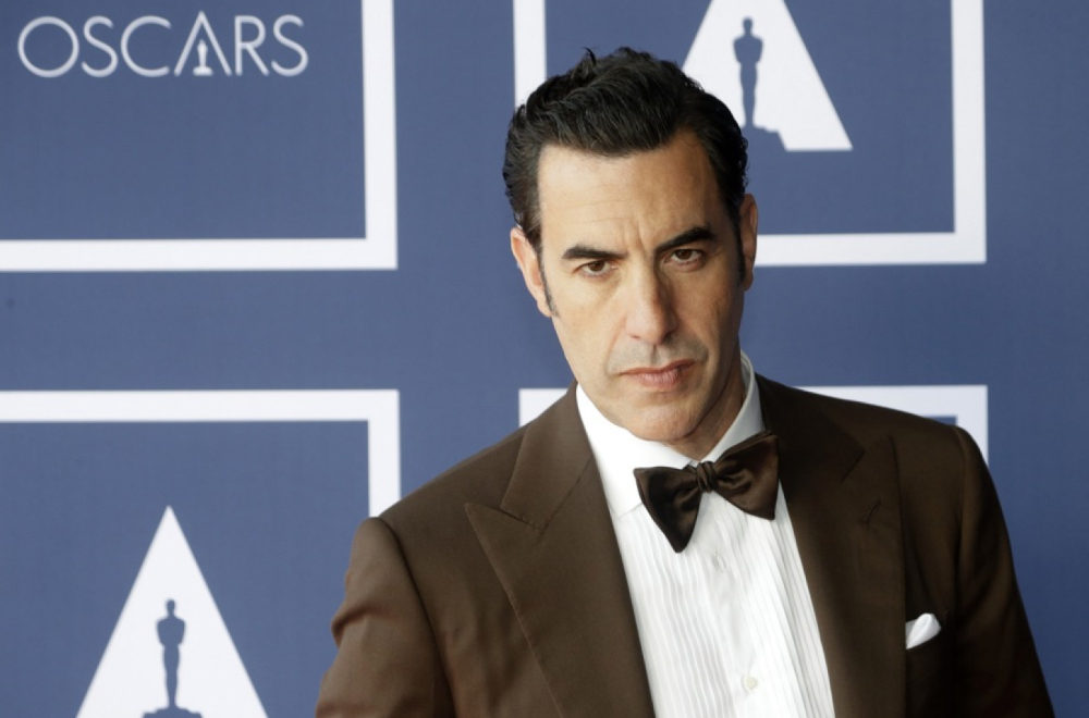 Neverovatna transformacija glumca u 54. šokirala mnoge: "Ovo nije ozempik" FOTO