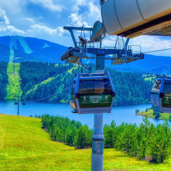 Gold gondola na Zlatiboru ponovo radi: Vaskršnje radionice i prolećni safari za decu  FOTO