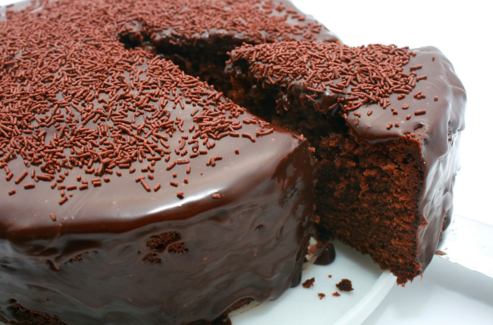 Jedan sastojak će poboljšati ukus svake čokoladne torte, a jeftin je