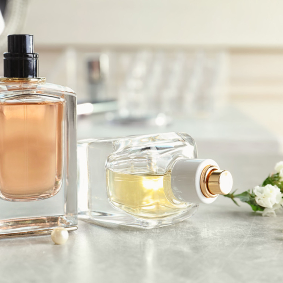 Znate li šta znače oznake EDT i EDP na parfemskim bočicama?