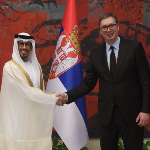 Vučić primio akreditive novih ambasadora; Hvala bin Zajedu, iskrenom prijatelju Srbije FOTO