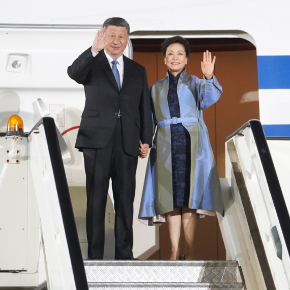 Xi Jinping started his visit to Serbia; Vučić: "Dear friend, welcome" VIDEO