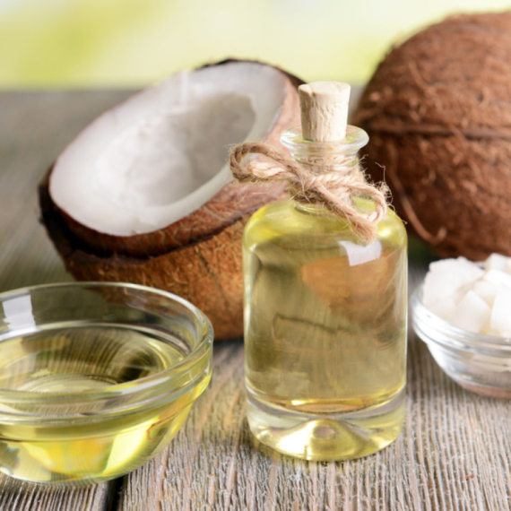 Istina ili mit: Da li kokosovo ulje može pospešiti rast kose?