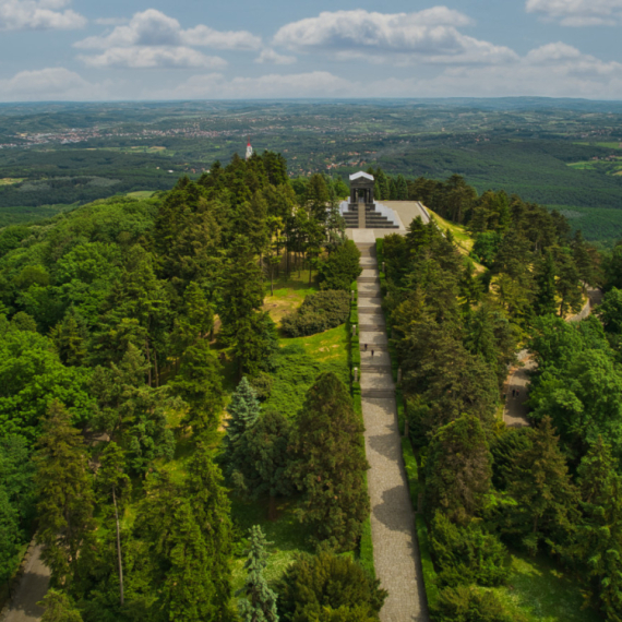Ovde će svi pohrliti za prvomajske praznike: Tradicionalno najpopularnije destinacije