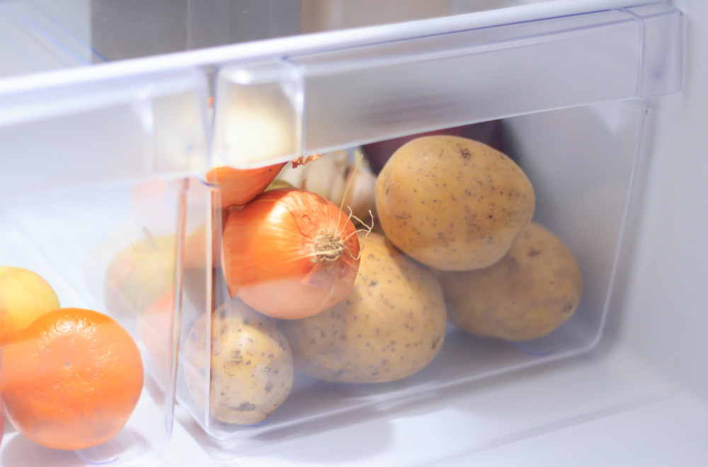Zašto ne biste smeli da držite krompir u frižideru?