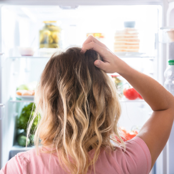 Da li vaš frižider pravi buku? To znači veći račun za struju, ali rešenje postoji