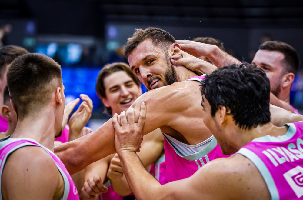 Uroš Plavšić postao otac; "Mislili smo da imamo više vremena" FOTO