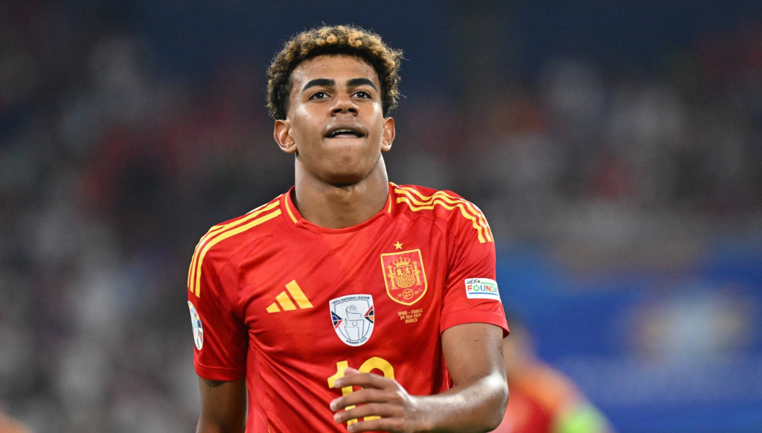 Lamin Jamal potvrdio vezu sa 7 godina starijom devojkom FOTO