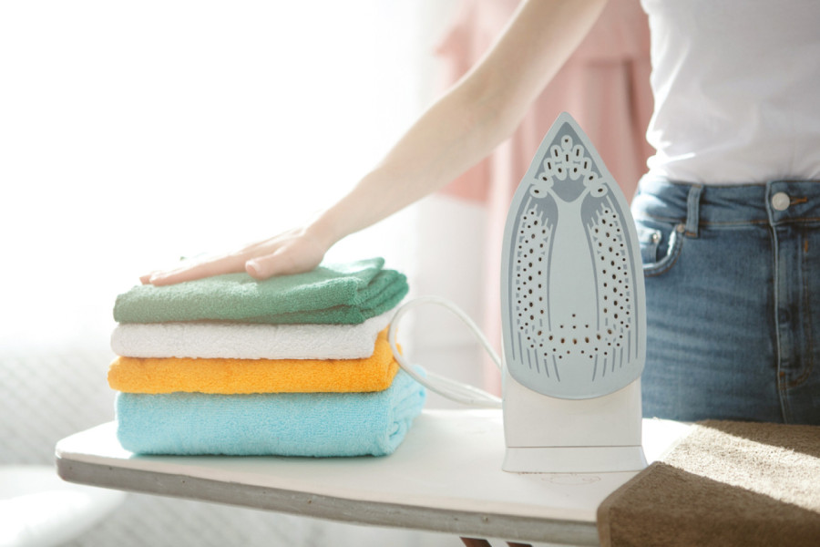 Jednostavan trik za savršeno ispeglane košulje: Treba vam samo ovaj kuhinjski predmet