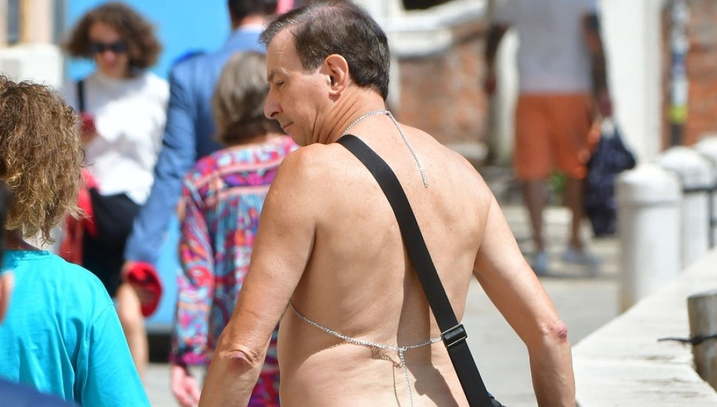 Kako to misliš tanga bikini je samo za žene? FOTO