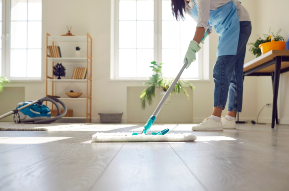 Izbegnite 3 najčešće greške kod ribanja poda i nećete ga oštetiti