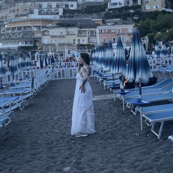 Nena Vidić uživa na Amalfi obali FOTO