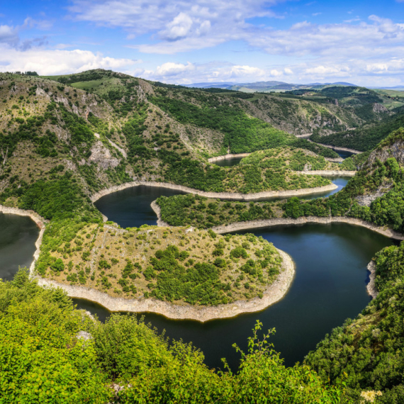 Za Britance Srbija u top-četiri odredišta: Neotkriveno mesto s impresivnom prirodom FOTO