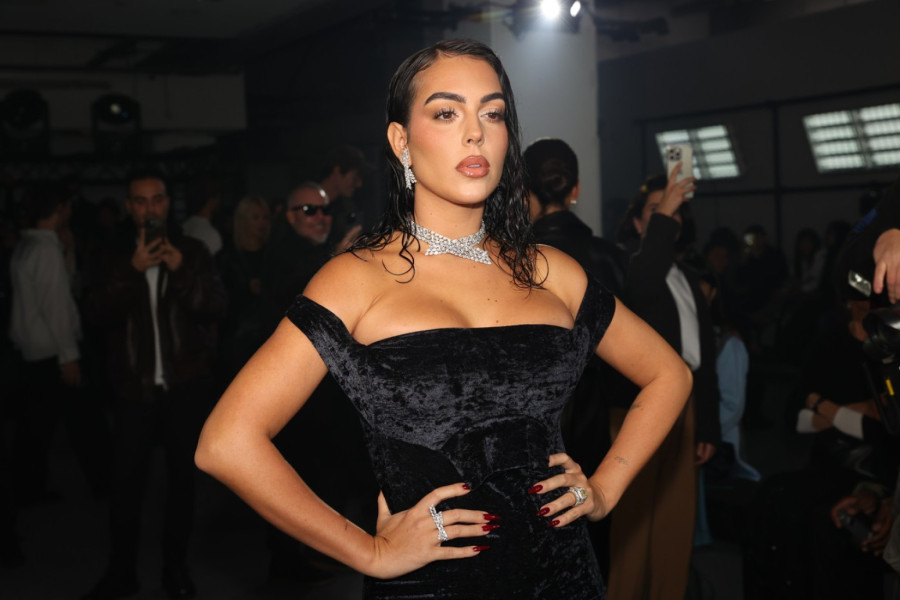 Prsten šljašti na njenoj ruci: Ronaldo dao čitavo bogatstvo za ženu koju voli FOTO