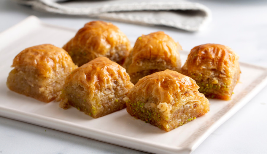 Posna baklava od samo 3 sastojka zaludeće vas ukusom: Vreme spremanja – 20 minuta