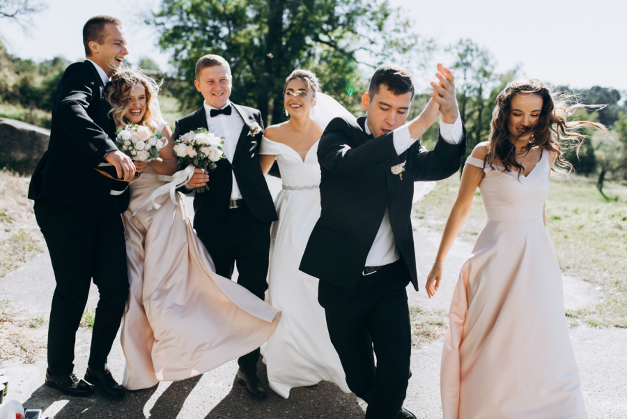 Mlada objavila pravila ponašanja na venčanju i razbesnela javnost: Od mene neće dobiti ni poklon ANKETA