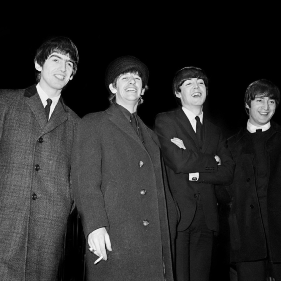 Poznato ko će glumiti članove Bitlsa u četiri nova filma o slavnoj grupi FOTO