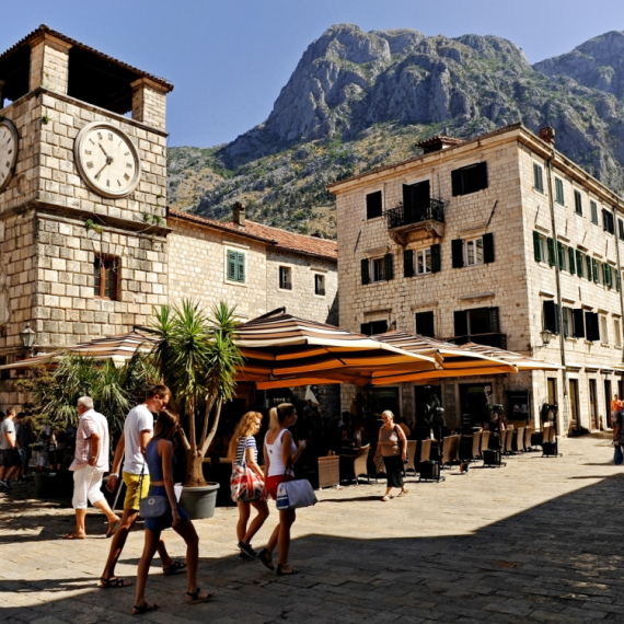 Srbi ponovo najbrojniji turisti u Crnoj Gori: Objavljeni podaci za jul