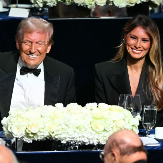 Donald i Melanija u nikad gorim odnosima: Čestitka otkrila sve FOTO