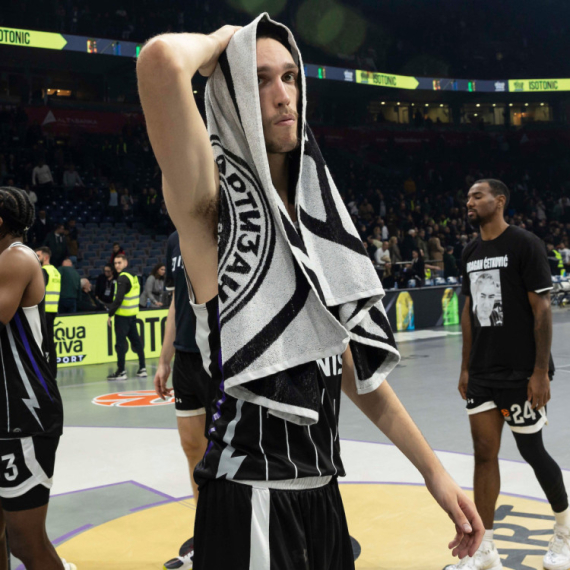 Partizan se ne seća poslednje pobede; Mirotić: "Slava Gospodu"; Burna konferencija Obradovića