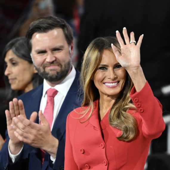 Prva dama Amerike niže modne pogotke: Najbolje izdanje Melanije Tramp do sada? FOTO/VIDEO