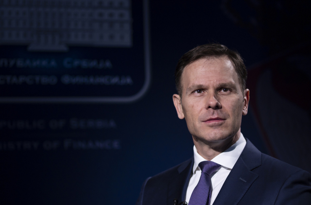 Mali o kreditima za mlade: Poznati svi detalji