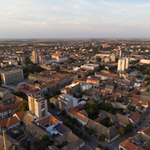 Neobično jutro u Pančevu: Na nebu pravi spektakl FOTO/VIDEO