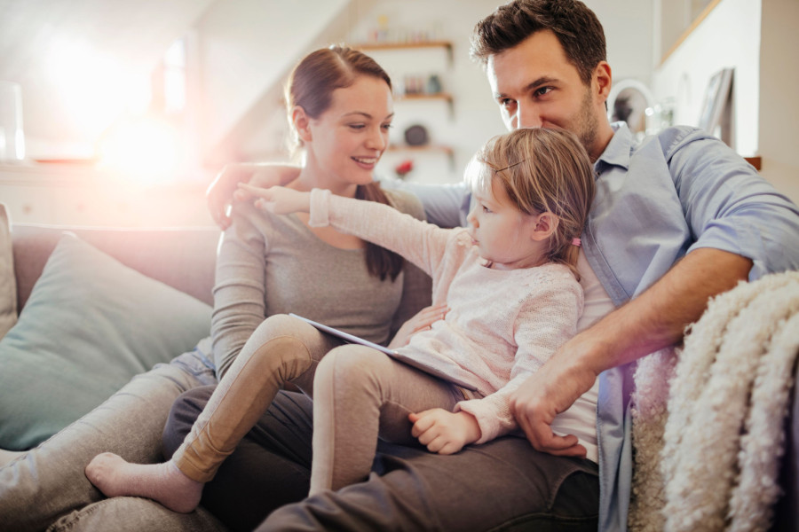 Najvažnije pitanje u odrastanju: Zašto je važno da se otac igra s detetom?