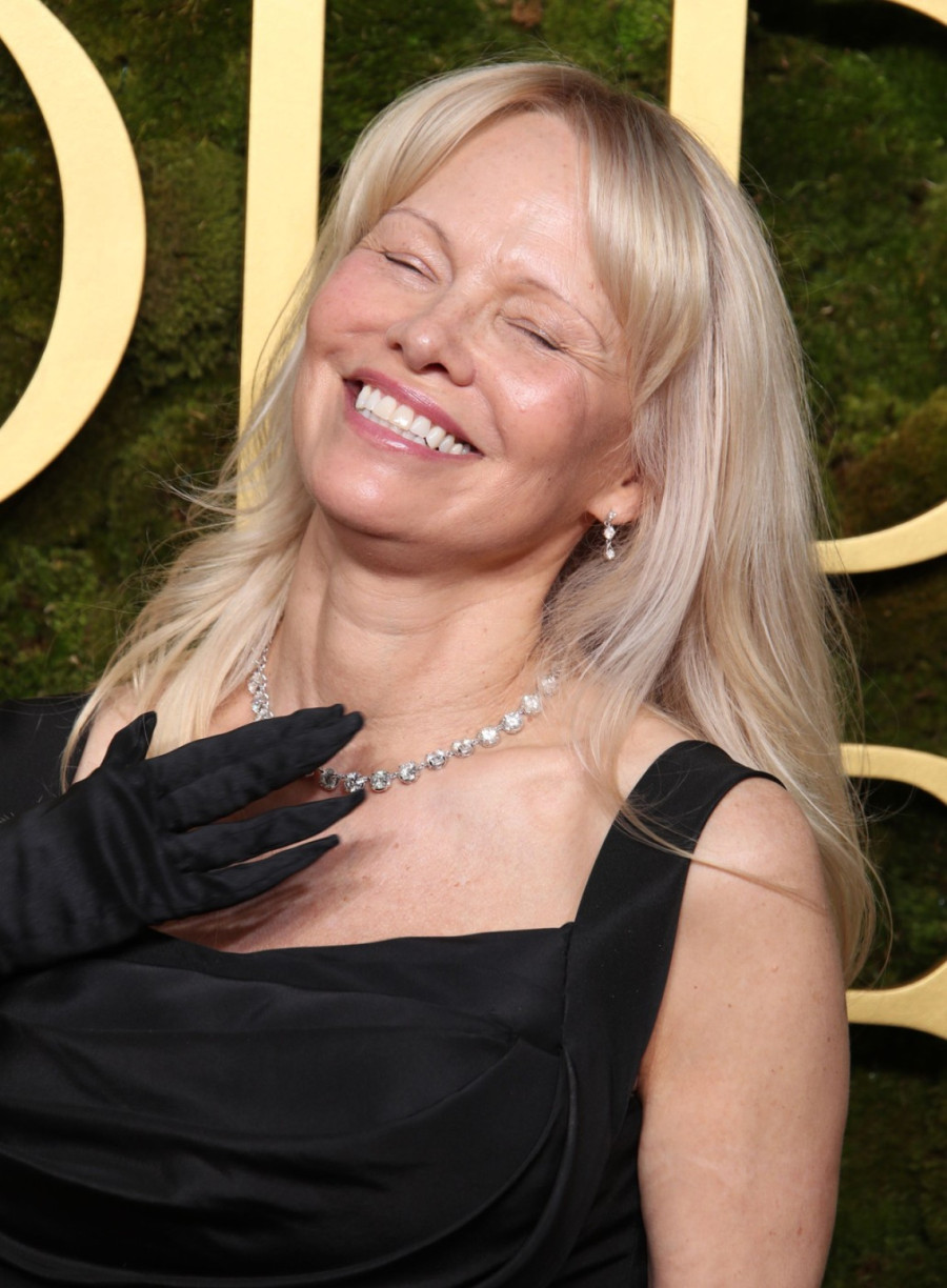 Top 5 bjuti lekcija koje treba da naučimo od Pamele Anderson FOTO