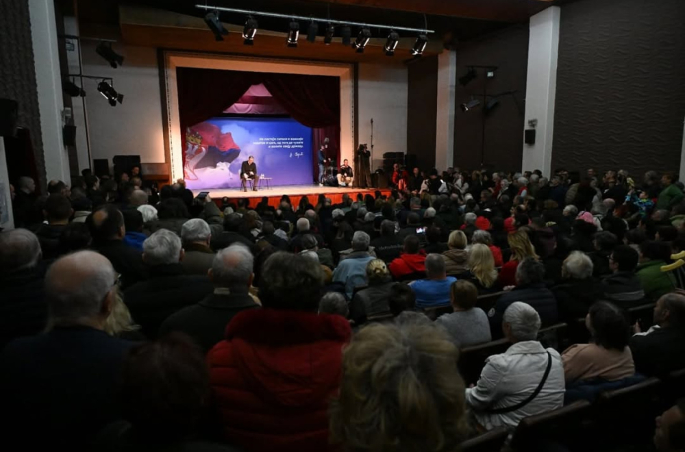 Vučić u Molu: Program stanova za mlade važan, u planu 60.000 stambenih jedinica FOTO/VIDEO