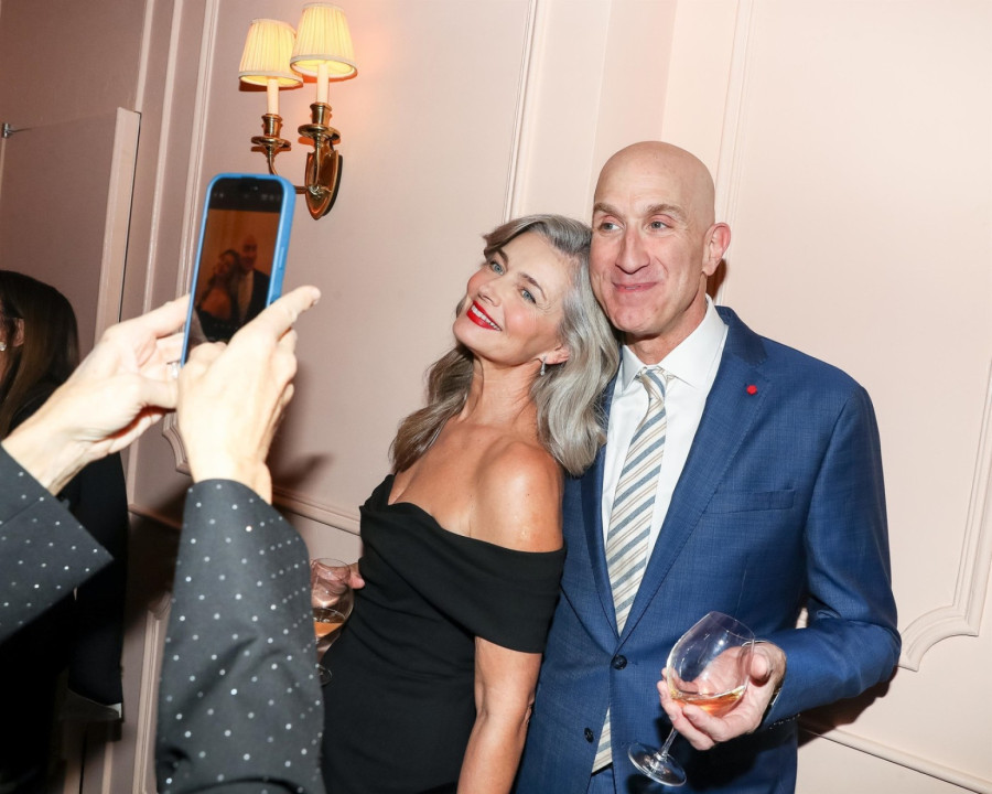 Najlepša manekenka 90-ih se skinula i pokazala kako stvarno izgleda FOTO/VIDEO