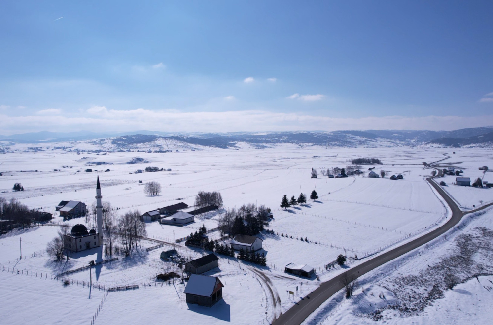 Sibirsko jutro osvanulo na Pešteru FOTO