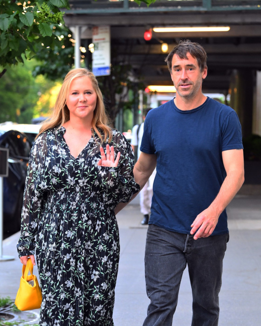 Seksi izdanjima muti um, a muža je izbrisala sa društvenih mreža: Gotovo je, razvode se FOTO