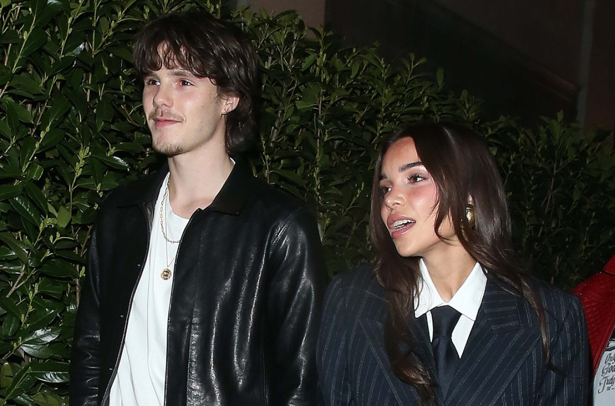 Još jednom Bekamu cvetaju ruže: 10 godina starija lepotica se ne odvaja od njega FOTO