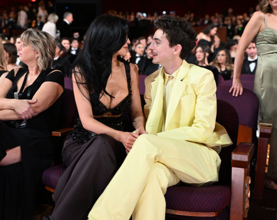 Timoti Šalame ozbiljno razmišlja o braku sa rijaliti zvezdom? FOTO