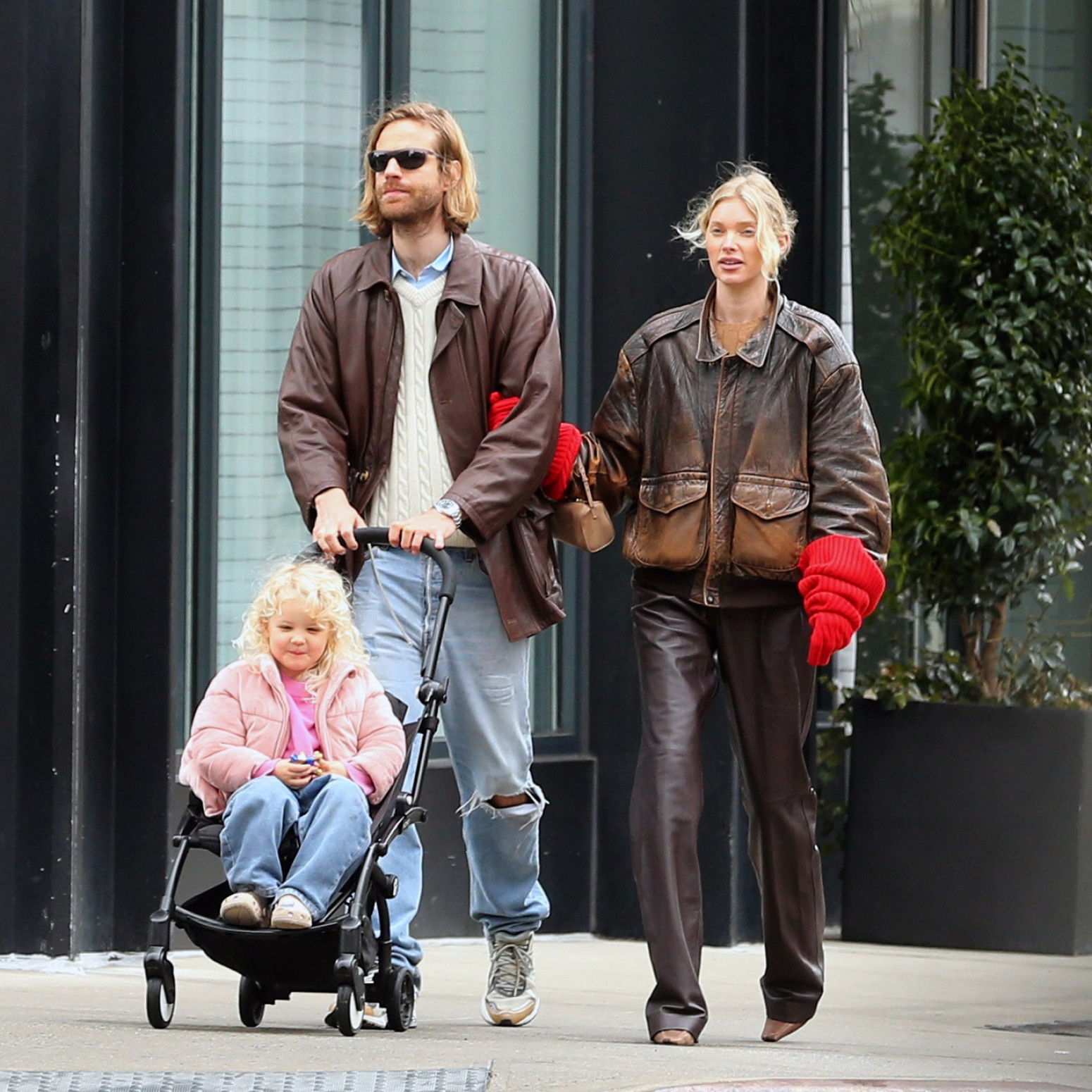 Čuveni Viktorijin anđeo se udaje, i to nakon 10 godina veze FOTO