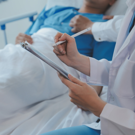 Povećan broj hospitalizacija zbog ujeda pauka u Britaniji: Strahuju od "lažne udovice"