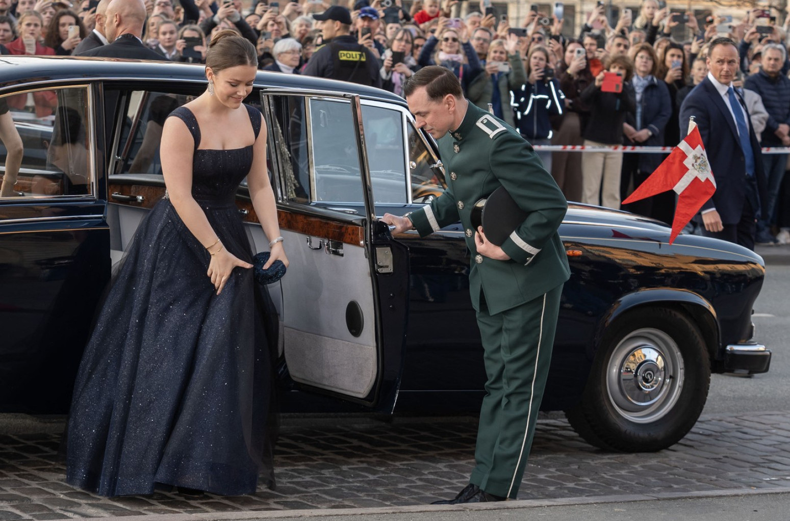 Modni tron je sigurno njen: Mlada princeza ostavila i Kejt i Leticiju u svojoj senci FOTO