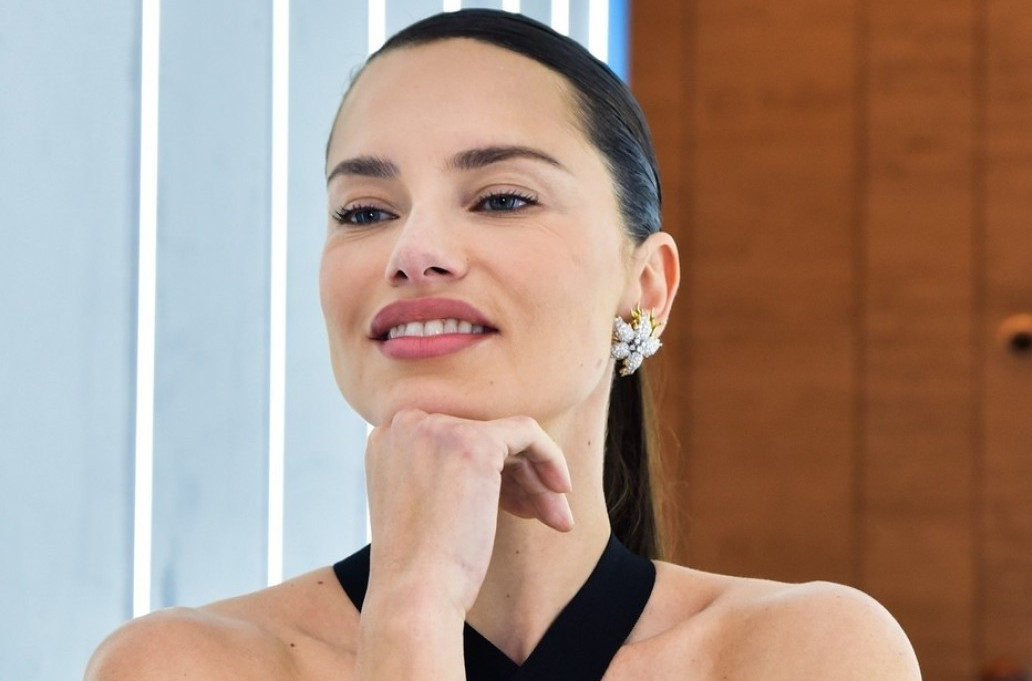 Adrijana Lima u punom sjaju: Utegnuta i lepša nego ikad FOTO