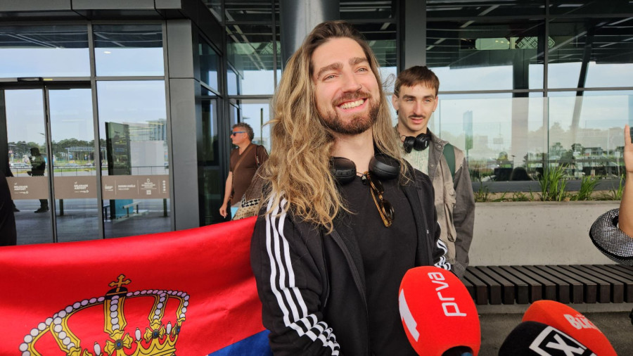 Princ od Vranje raskinuo sa devojkom, pa otkrio ko ga čeka u Švajcarskoj VIDEO