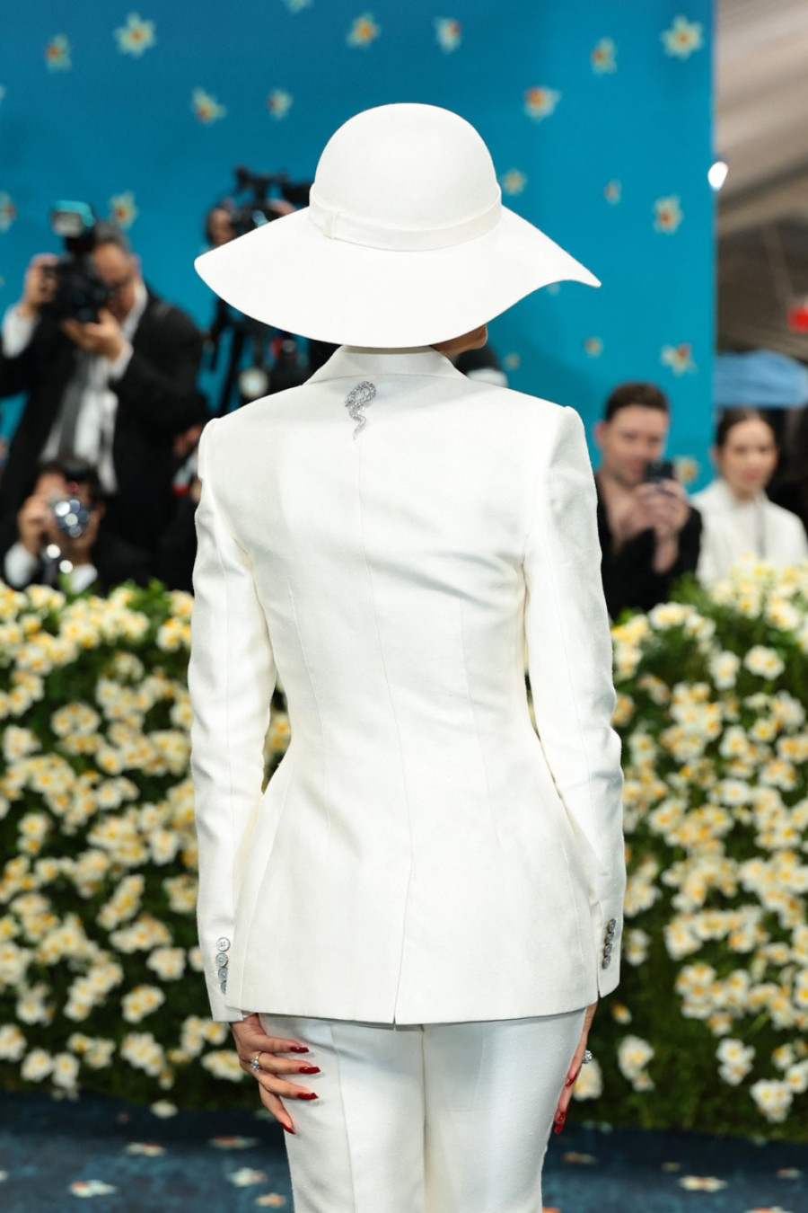 Zendeja opčinila modni svet – ponovo je ispisala istoriju FOTO