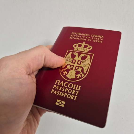 Misteriozno slovo "H" u pasošu: Srbin vraćen sa granice iako je sve delovalo u redu, evo šta ova oznaka znači