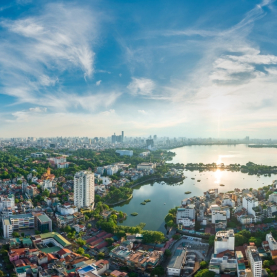 Otišli na put, pa se iznenadili cenama: Cigarete koštaju evro, a ručak svega dva evra