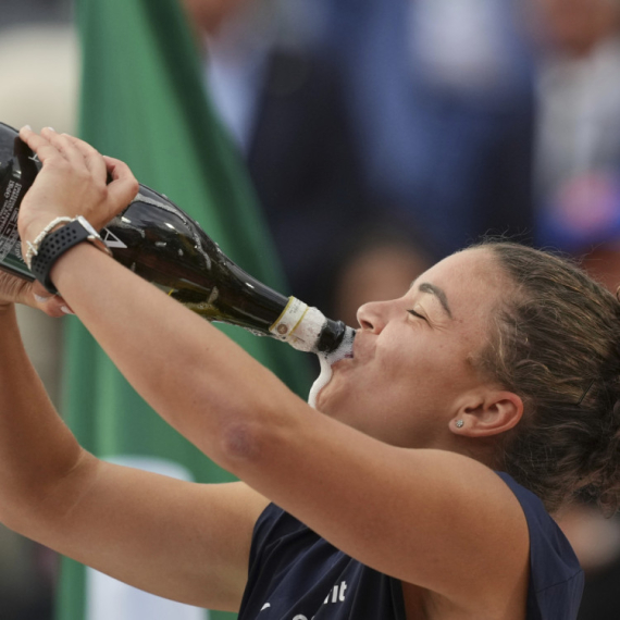 Ovo nije viđeno od Monike Seleš