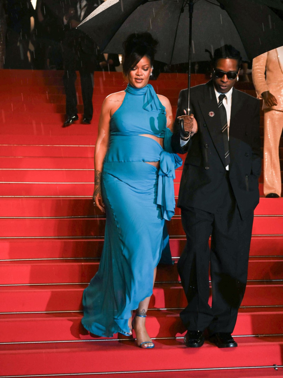 Ne ume da čuva Rijaninu tajnu: ASAP Roki slučajno otkrio sve, poznato i ime treće bebe